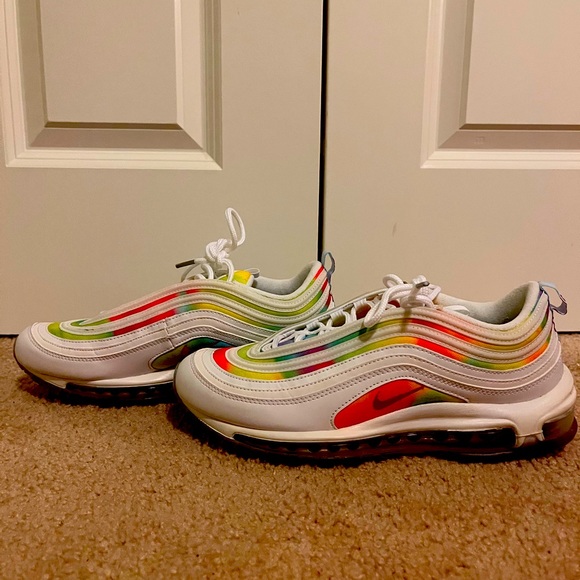 Nike Shoes - Nike Air Max, Womens